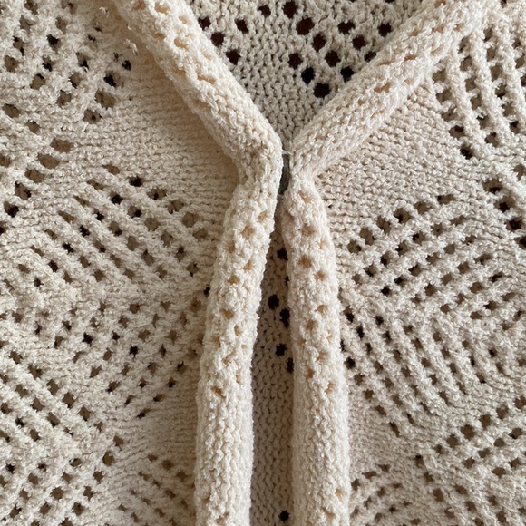 Rosne Netra from Anthropologie short l/s cardigan - Picture 3 of 8